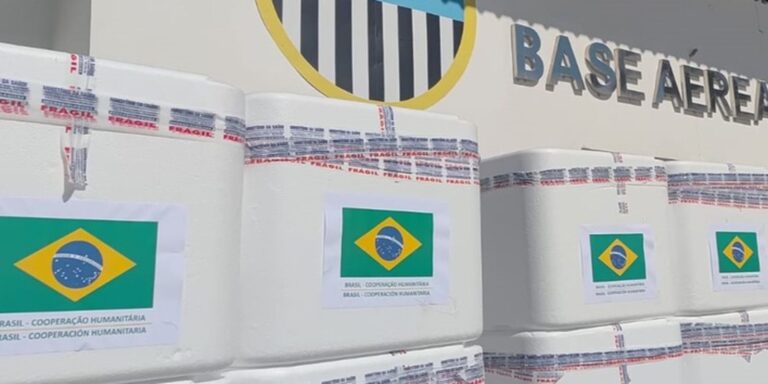 Brasil envia 690 mil doses de vacinas em ajuda à Venezuela 9 Brasil envia 690 mil doses de vacinas em ajuda à Venezuela
