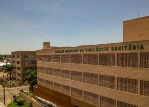 linguica defumada: fachada do prédio da Agência Nacional de Vigilância Sanitária.